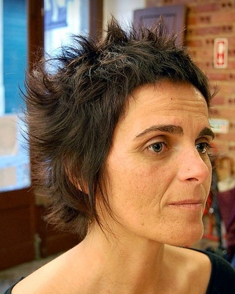 cieniowane fryzury krótkie uczesanie damskie zdjęcie numer 33A